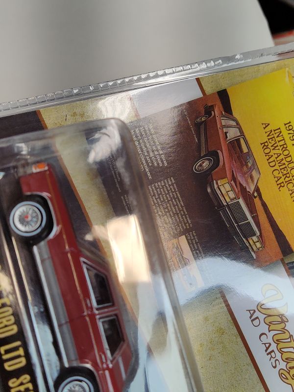 Greenlight Vintage Ads Series 1979 Ford LTD Sedan