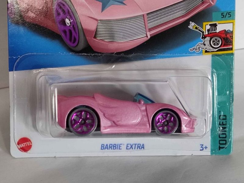 Hot Wheels #134 TOOND Series #5 BARBIE Extra (Loc U)