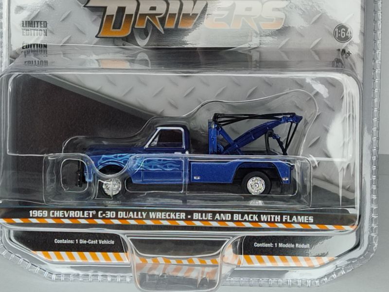 Greenlight Dually Drivers 1969 Chevy C-30 Dually Wrecker