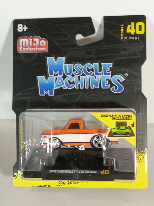 Muscle Machines 1:64 1972 Chevrolet C-10 Pick Up Limited Edi