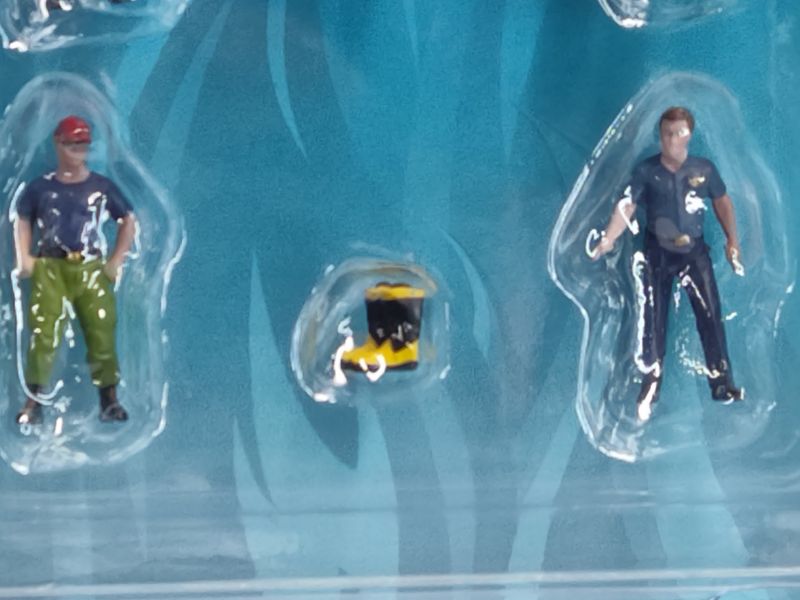 American Diorama MiJo Exclusives FireFighter Department 1:64