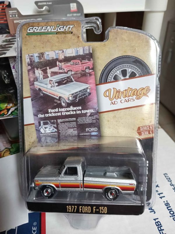 Greenlight Vintage Ad Series 1977 Ford F-150 